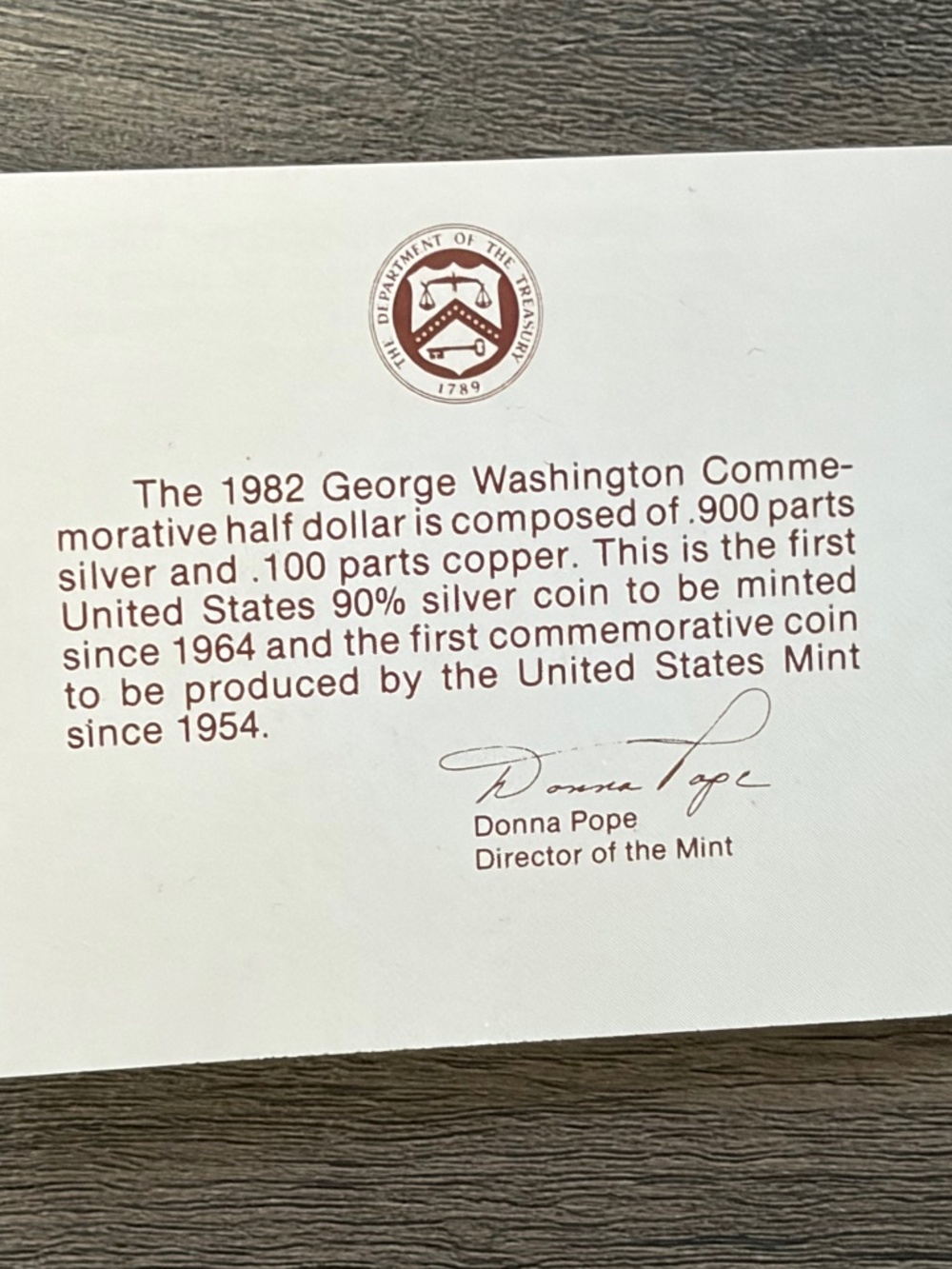 US 1982 - George Washington Silver Commemorative Half-Dollar USA Coin Gift Box - Picture 6 of 6